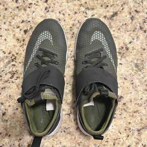 Nike Zoom size 7.5